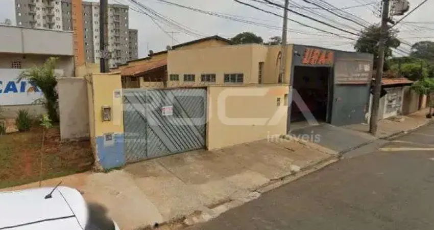 Apartamento Moderno para Alugar em Cidade Jardim, São Carlos - 1 Dormitório, Garagem Coberta e Muito Conforto!
