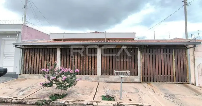 Casa Padrão à Venda e Locação em Vila Brasília, São Carlos - 3 Dormitórios, 1 Suíte e Poço Artesiano