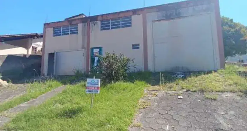 Barracão / Galpão / Depósito à venda na Rua Cardeal Arcoverde, 54, São Cristóvão, Criciúma