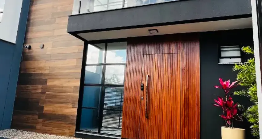 Casa com 3 quartos à venda na Rua Brasil, Bom Retiro, Joinville