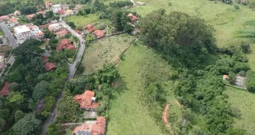 Terreno à venda no Centro, Quatis 