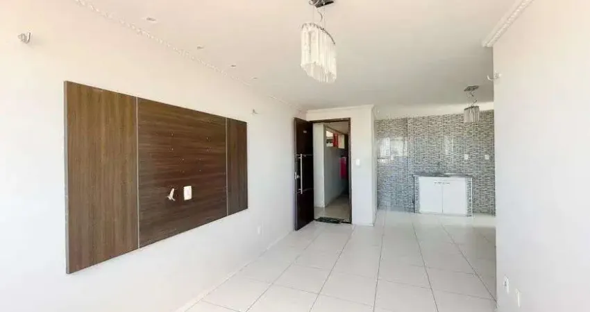 Imóvel para venda possui 62 metros quadrados com 3 quartos em Fátima - Fortaleza - CE