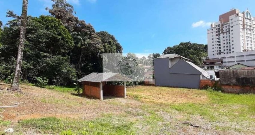Terreno em rua sem saída, escriturado, com 364 m², próximo a Cidade das Aguas