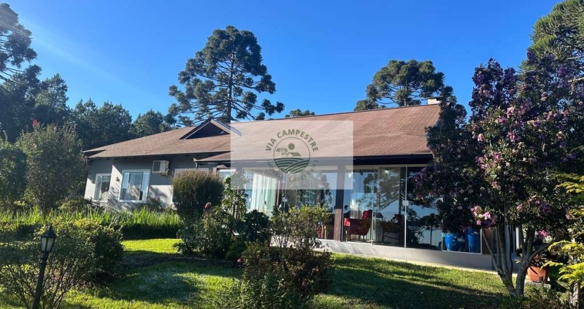 Casa de campo no Condominio Trilha dos Carroções, em Campo Alegre, com 4 dormitorios, simplesmente espetacular