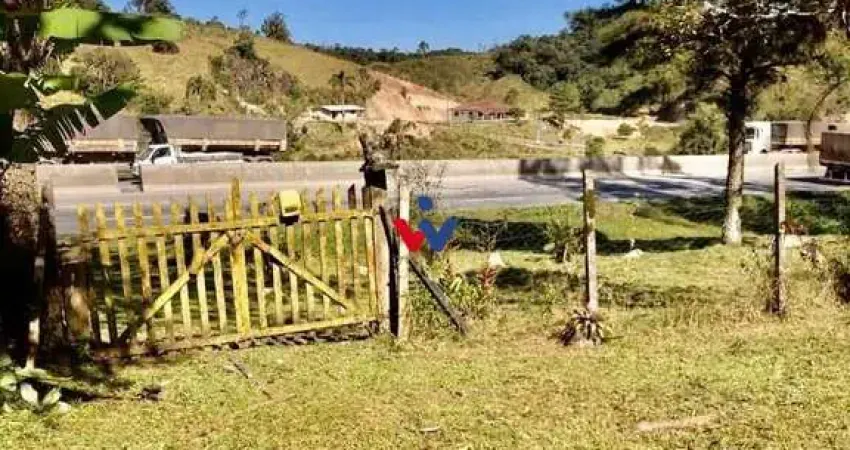 Chácara com 1 dormitório à venda,915.67 m , SAO JOSE DOS PINHAIS - PR