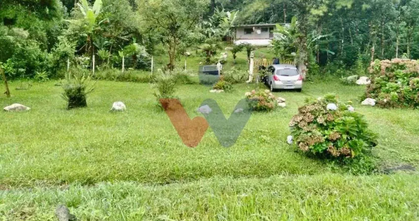Chácara 915 m na PR-277 por R 160 mil, ideal para lazer, moradia ou ponto comercial estratégico