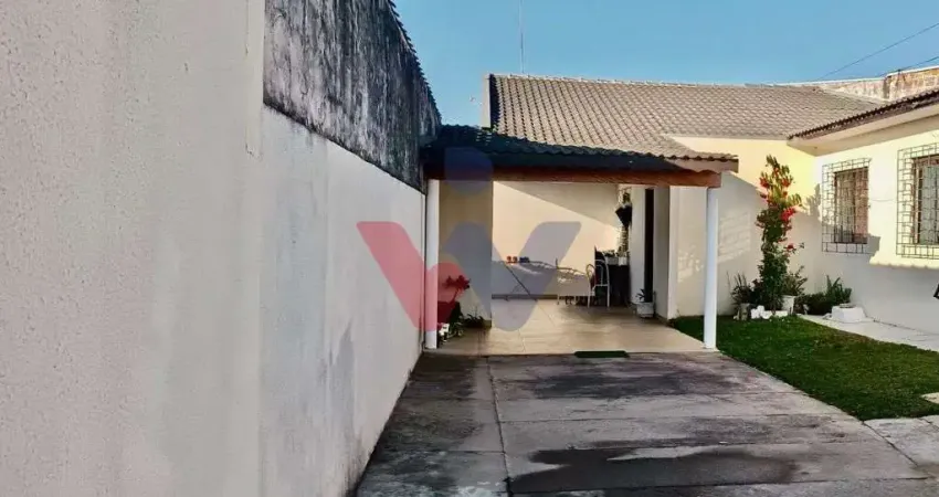 Casa em Condomínio com Espaço Privativo 2 Dormitórios em Araucária