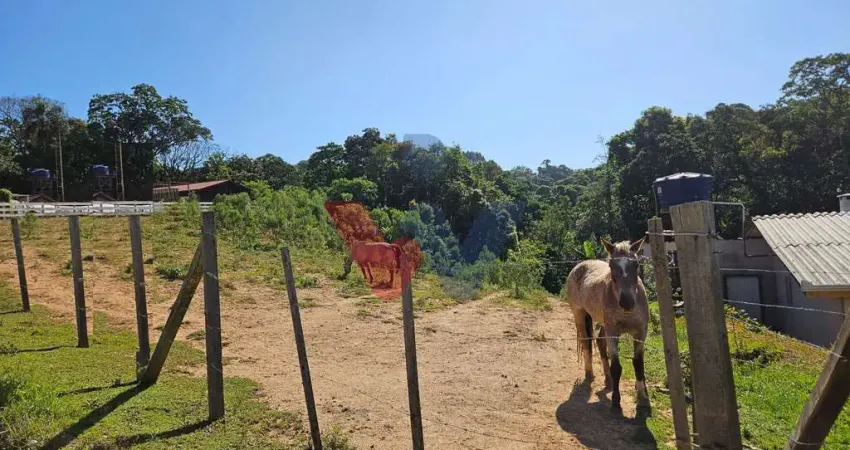 Terreno de 4.361m com córrego e vista incrível Refúgio na natureza