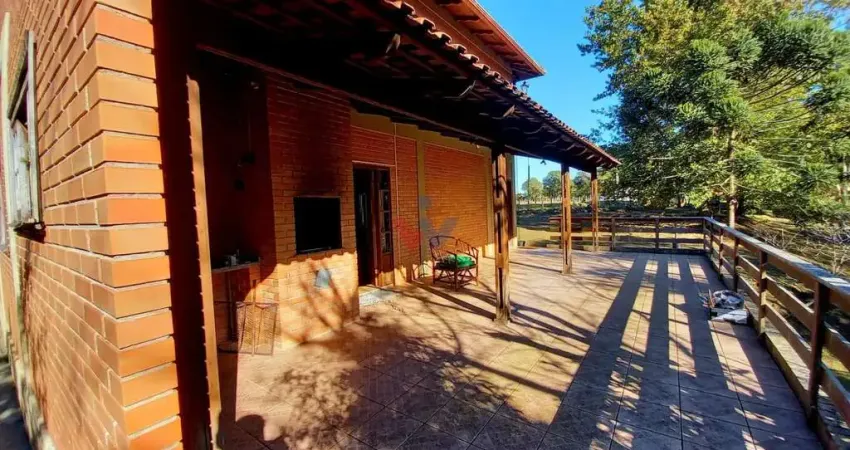 Chácara com 60.000 m duas matrículas individuais de 30000 m , em Tijucas do Sul