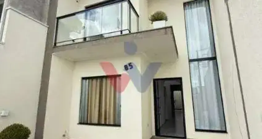 Lindo Sobrado Moderno com Terraço, Pé Direito Alto e Acabamento Premium