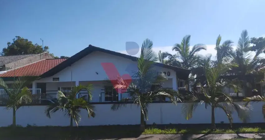 Casa de Esquina em Canoas, 3 Quartos, Piscina, Cinema e Automação Completa