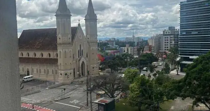 Apartamento com 3 quartos à venda no Cabral, Curitiba 