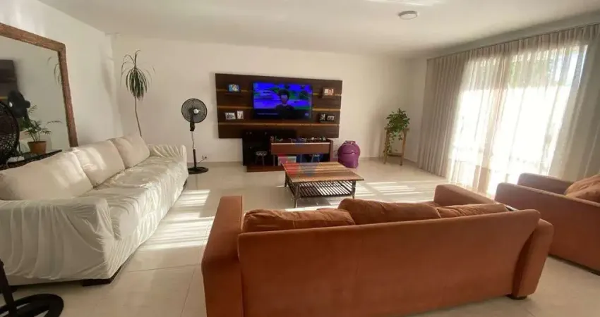 Casa completa no litoral  5 quartos, edícula, piscina e sala comercial averbada