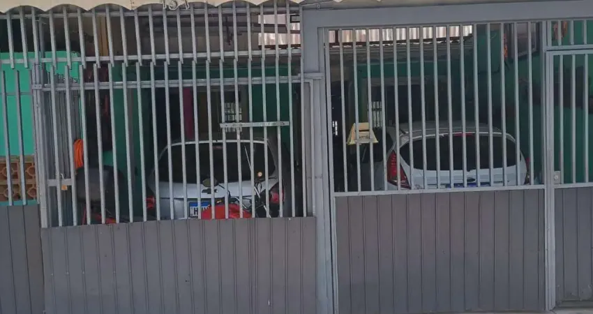 Casa à venda em araucária com 3 quartos, garagem e fácil acesso ao centro