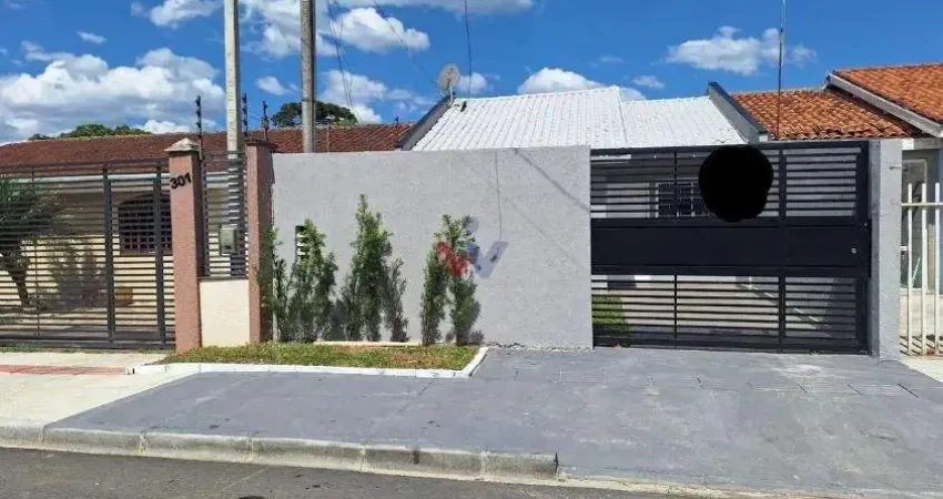 Sua primeira casa nova em Fazenda Rio Grande, 2 quartos, pronta para morar no Eucaliptos