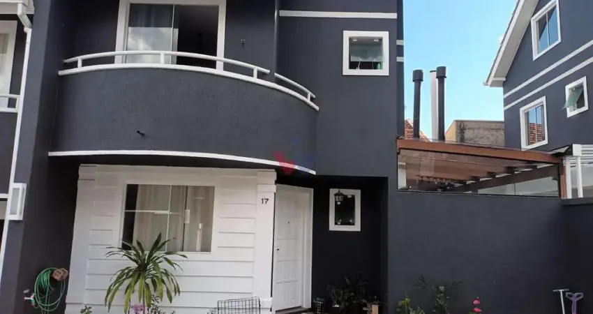 Casa com 3 dormitórios à venda,160.00 m no valor de R 720.000,00, Alto Boqueirão, CURITIBA - PR