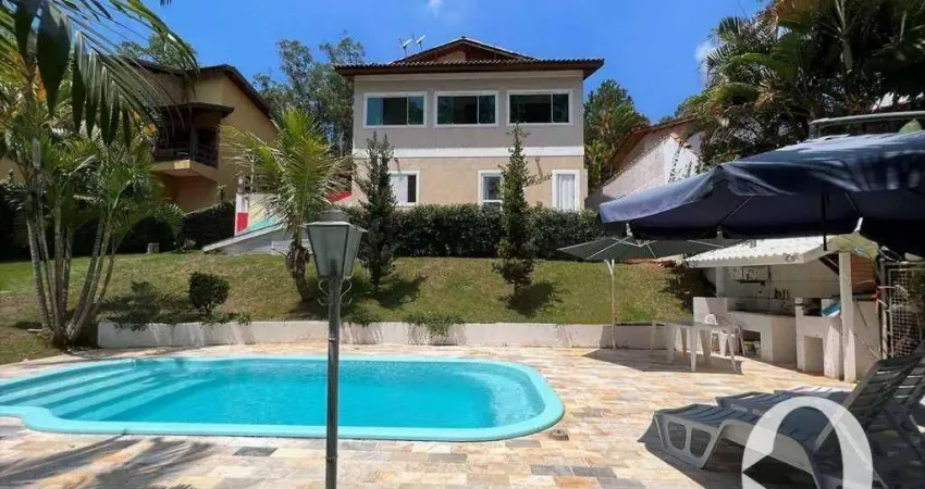 Casa com 4 dormitórios à venda, 400 m² por R$ 1.800.000 - Jardim do Golf I - Jandira/SP