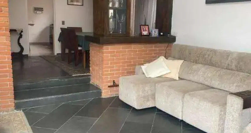 Casa com 3 dormitórios à venda, 219 m² por R$ 2.200.000 - Alphaville 04 - Santana de Parnaíba/SP
