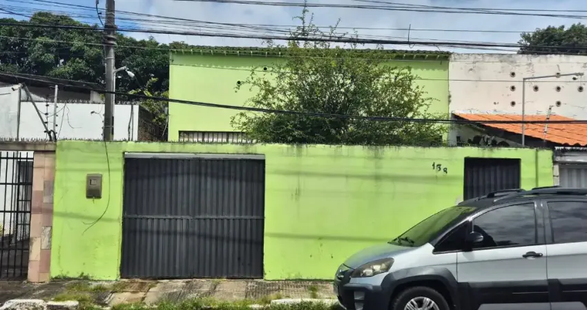 Alugo Casa no bairro de Campo Grande. Recife, Próximo ao Hipódromo