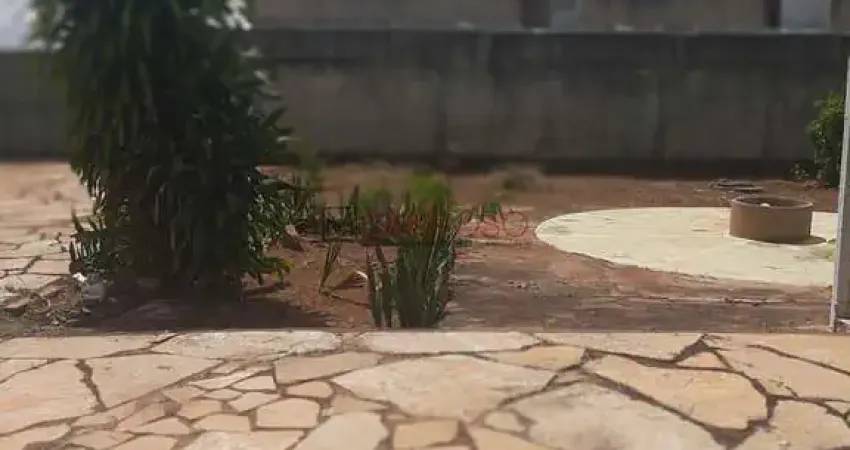 Casa 6 quartos, área de lazer, 1050mts - Ponte alta - D108