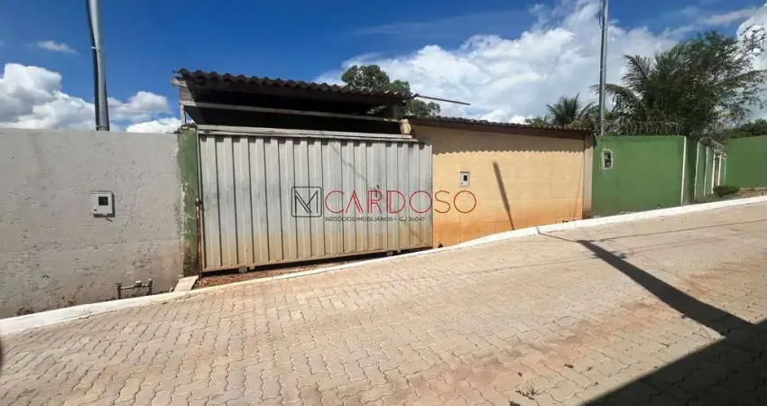Casa 2 Quartos em Arniqueiras Localização Privilegiada