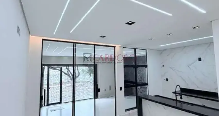 Casa alto padrão 03 quartos em samambaia, aceita financiar e fgts, fino acabamento