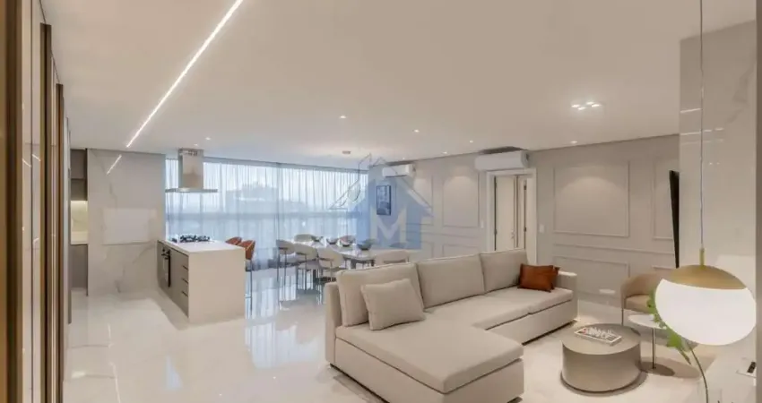 Apartamento Novo Alto Padrão, 1 Suíte e 2 Quartos, Varanda Gourmet, no Centro!
