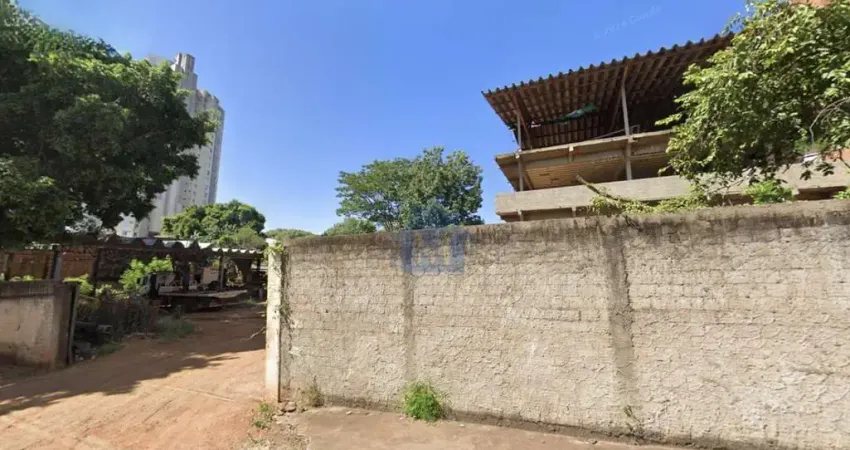 Terreno à venda na Avenida Juscelino Kubitschek, 1725, Centro, Foz do Iguaçu