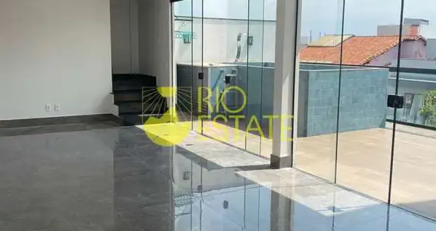 Excelente Cobertura Nova 03 Quartos com 01 suíte e piscina no bairro Niterói em Volta Redonda