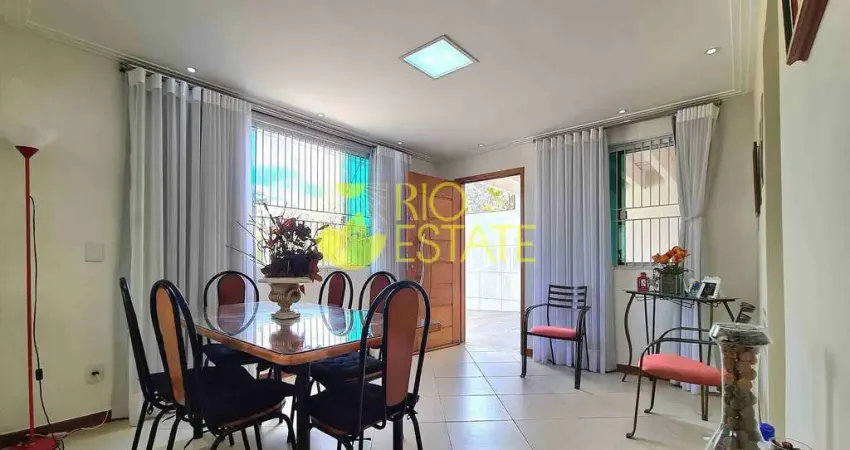 Casa  Linear, 3 Quartos com suíte, piscina e sauna, estrutura para 2º andar, Jardim Veneza, Volta R