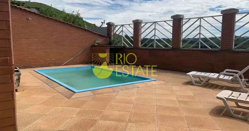 Casa com 3 quartos à venda na Rua Tibério, Retiro, Volta Redonda