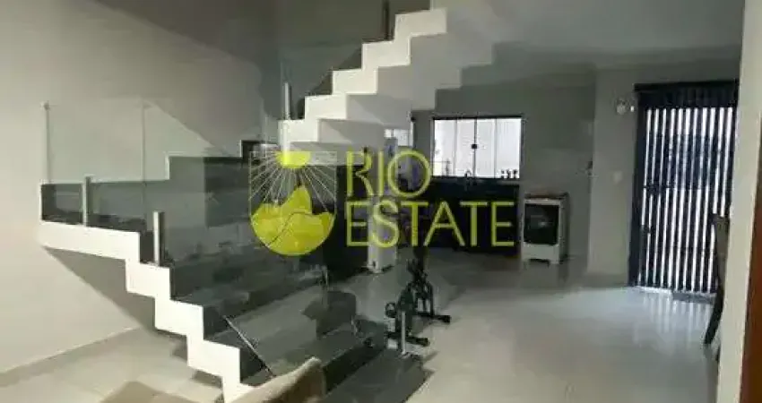 Casa triplex linda, alto padrão, 3 quartos, 170m2, à venda, Barreira Cravo - Volta Redonda, RJ
