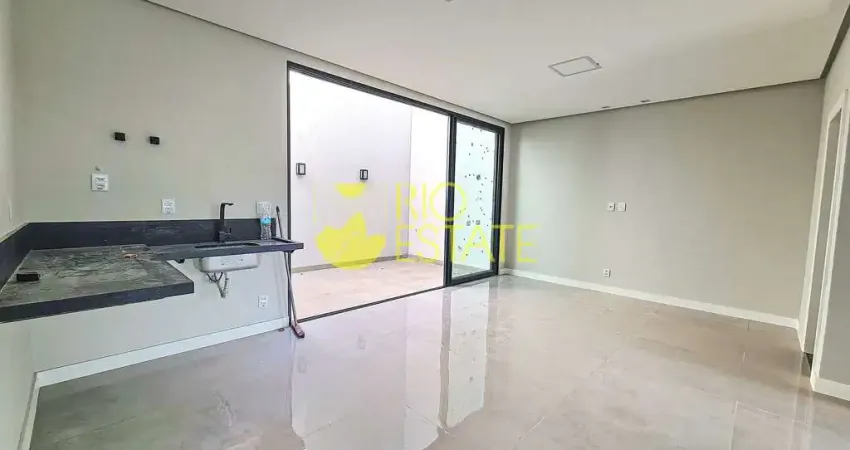 Casa duplex à Venda, Morada da Colina, Jardim Amália, Volta Redonda, RJ