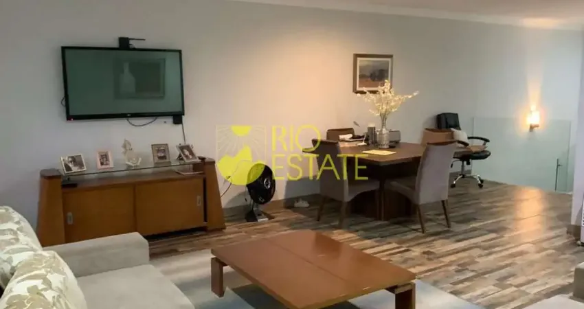 Casa com 3 dormitórios à venda, 210 m² por R$ 871.250,00 - Jardim Belvedere - Volta Redonda/RJ