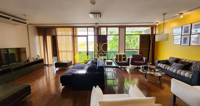 Casa 4 quartos, 280m2, Jardim Amália -- Volta Redonda/RJ