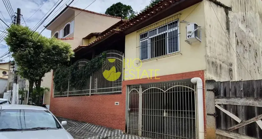 Casa 3 quartos, 350m2, Santa Rosa -- Barra Mansa/RJ