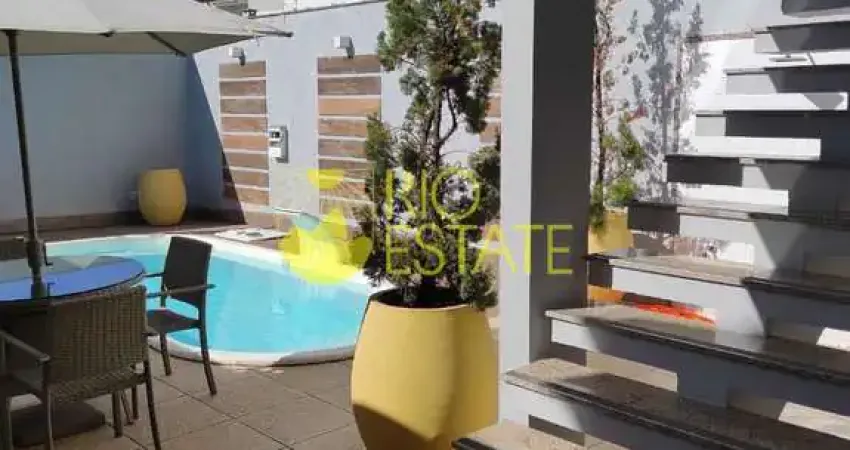 Casa 3 quartos, 330m2, Village Santa Helena, Jd Amália -- Volta Redonda/RJ