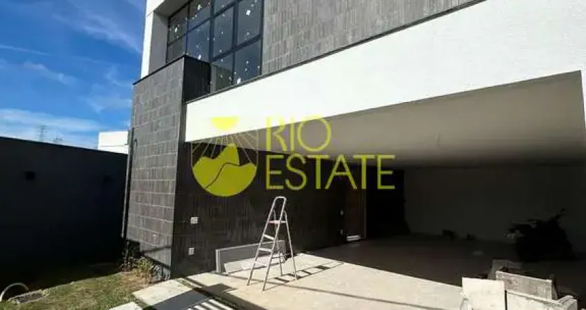 Casa com 3 quartos à venda na Rua Professor César Pena, Jardim Belvedere, Volta Redonda
