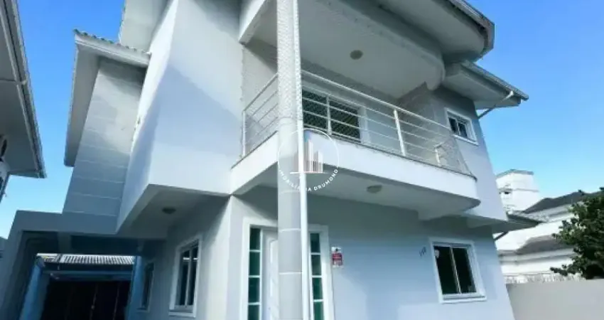 Casa com 3 quartos à venda na Rua dos Ipês, 110, Pedra Branca, Palhoça