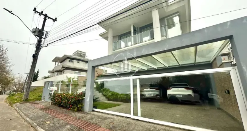 Casa com 4 quartos à venda na Rua das Cambiúnas, 377, Pedra Branca, Palhoça