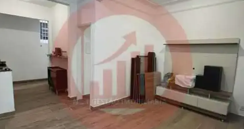 Apartamento à venda, com 1 quarto e dependência completa, bairro Andaraí, RJ.