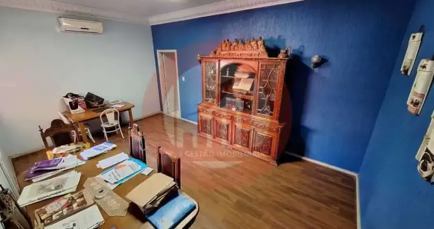 Casa com 3 quartos para alugar na Rua Maia Lacerda, Estácio, Rio de Janeiro
