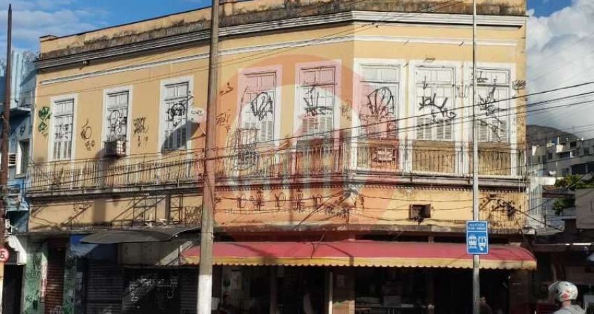 Prédio com 8 salas à venda na Rua Arquias Cordeiro, Méier, Rio de Janeiro