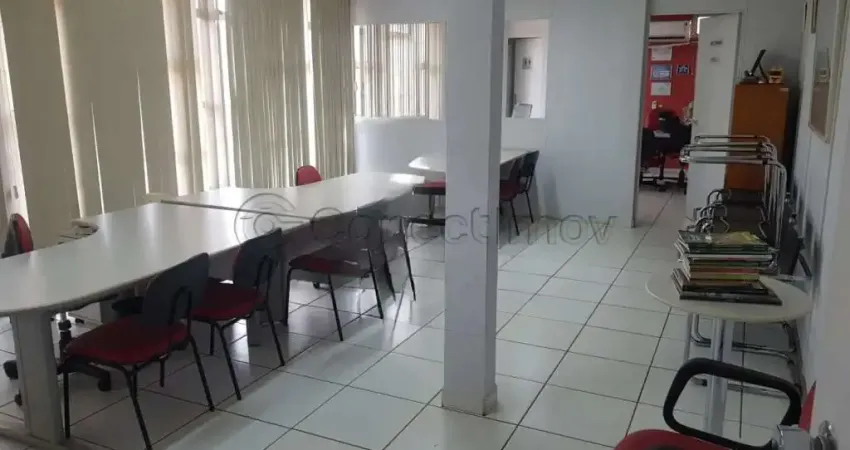 Excelente Localização e Conforto - Encontre Seu Novo Imóvel Comercial com a Imobiliária Cardinali