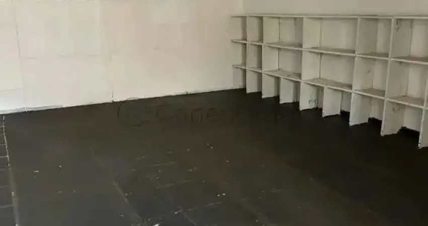 Salão Comercial 100m² disponível para locação - Centro