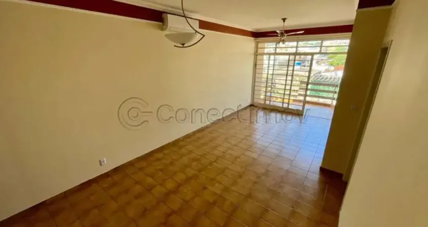 Apartamento padrão de 90m² com 03 quartos sendo 01 suíte disponível para locação - Jardim Irajá.