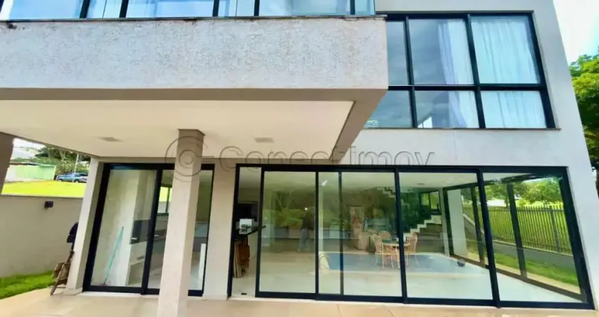 Casa de condomínio de 355m² com 03 suítes para locação - Alphaville 3