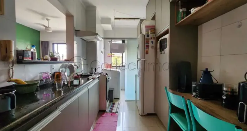 Apartamento com 02 quartos sendo 01 suíte disponível para locação e venda - Nova aliança