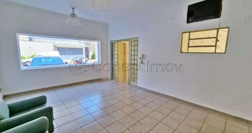 Sala comercial de 34m² com 01 banheiro social disponível para locação - centro