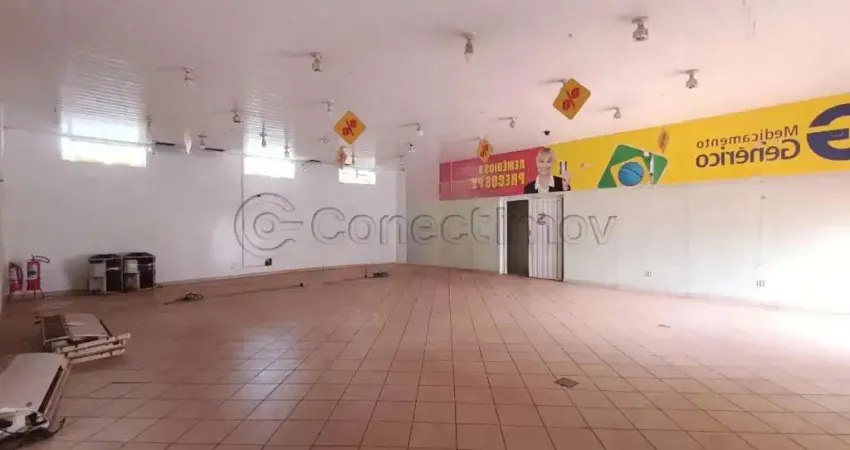Salão comercial de 71m² com 02 banheiros para locação - Campos Elíseos